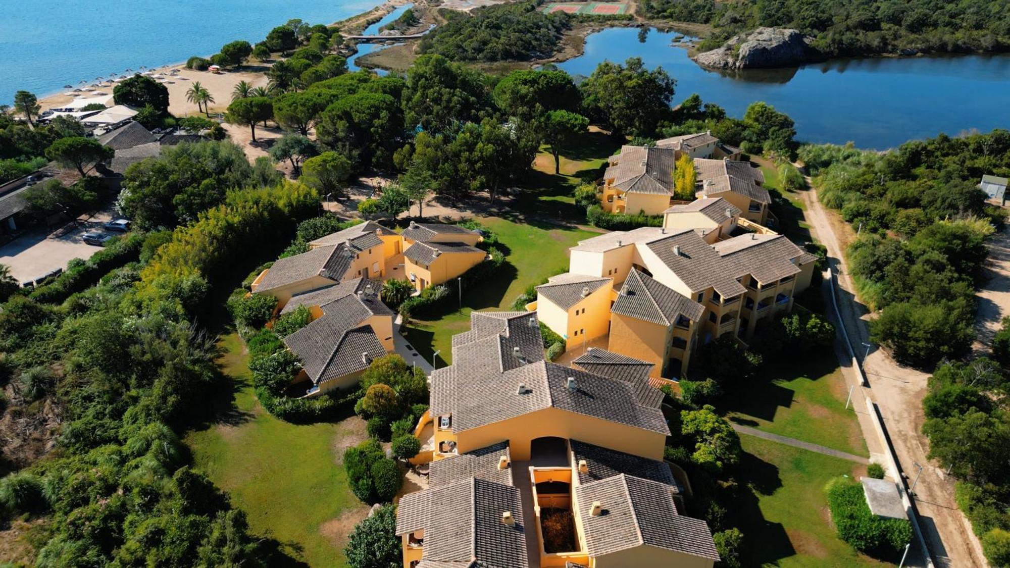Residence Paese Serenu 维琪奥港 外观 照片