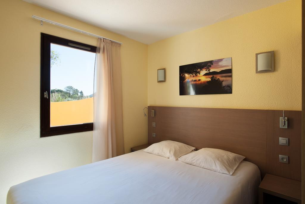 Residence Paese Serenu 维琪奥港 外观 照片